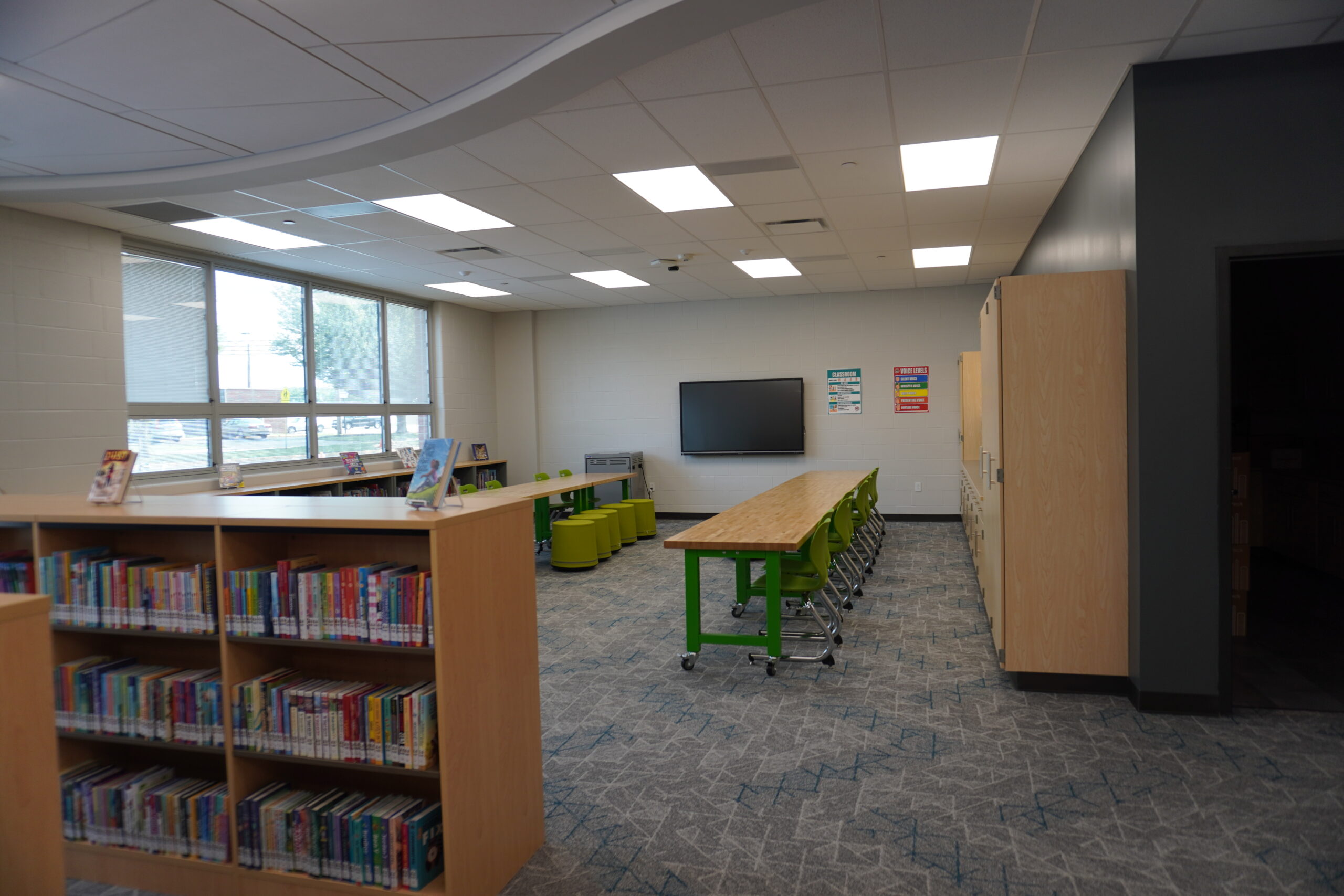 West Carrollton Schools, 2-4 Elementary Library