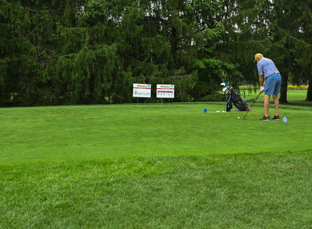 Group of golfers at Shook Foundation Invitational in Cleveland
