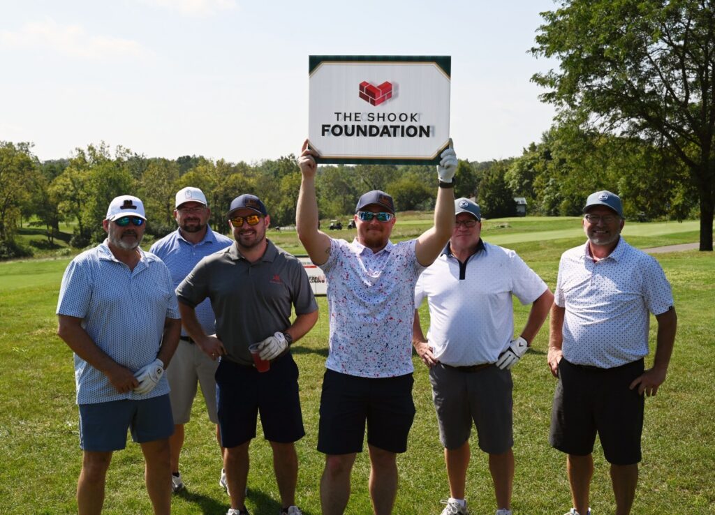 Group of golfers at Shook Foundation Invitational in Dayton